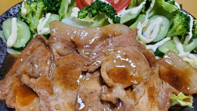 豚肉の生姜焼き